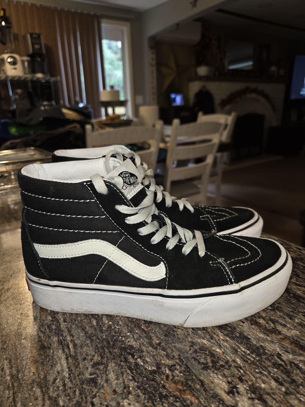 Vans Sk8-Hi Classic Black/White High-Top Sneakers Womans 6 Mens 7.5